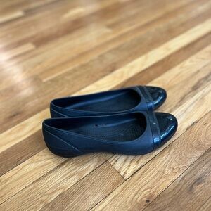 CROCS Black Flats Classic Loafers